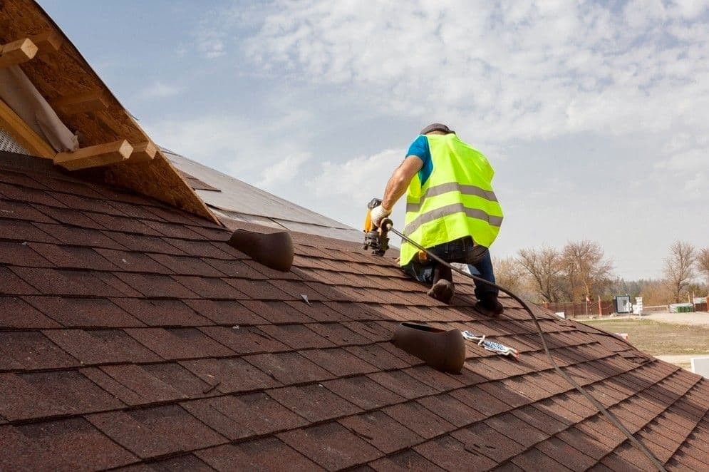 The Necessity of Roofing Contractors in Iowa City
